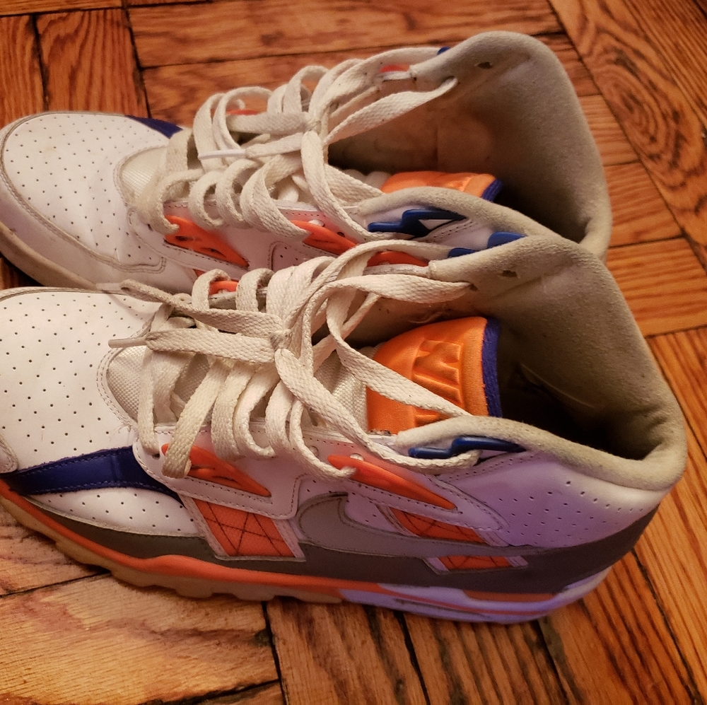 Men's Nike sneakers